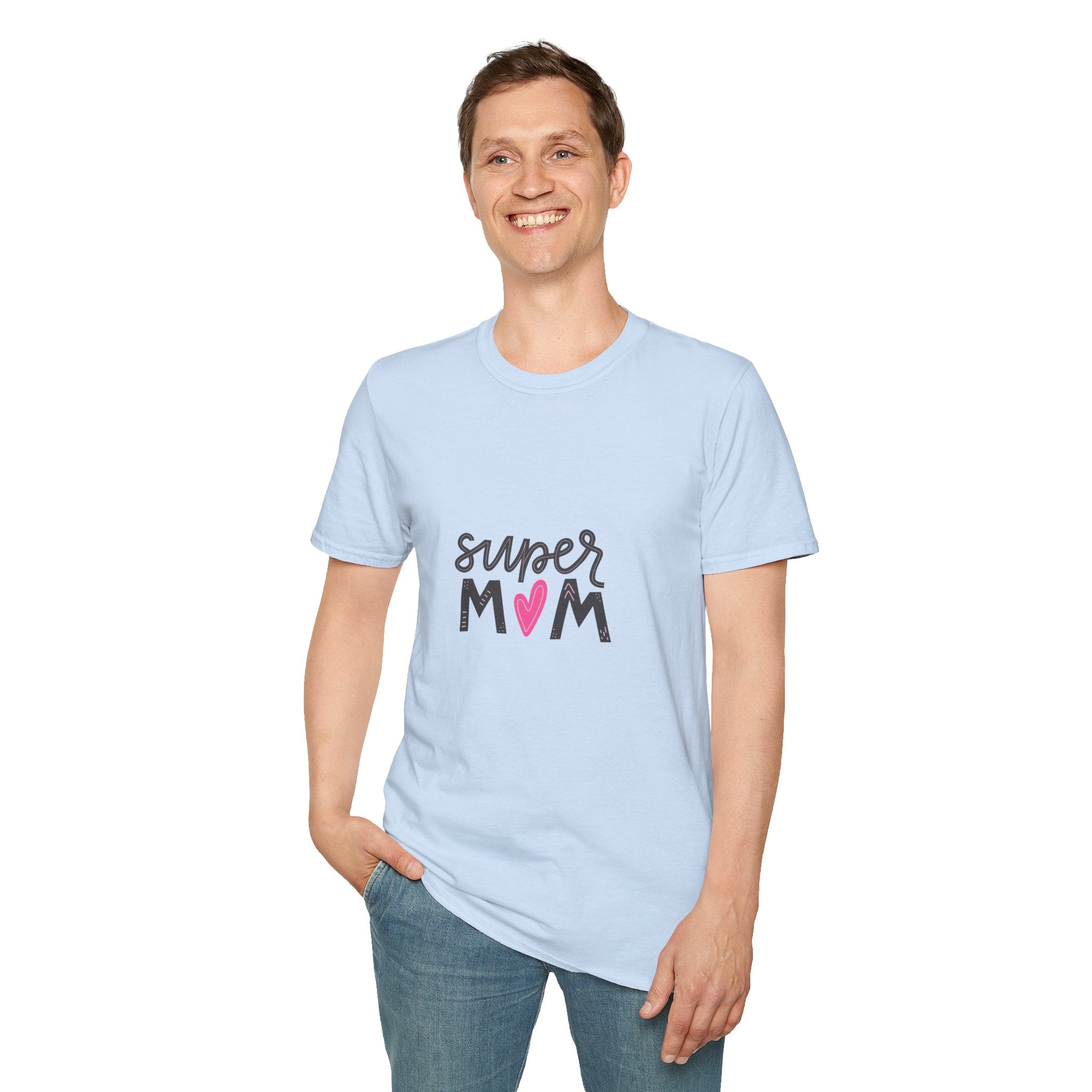 Super Mom heart graphic T-Shirt | Mother's Day mom shirt