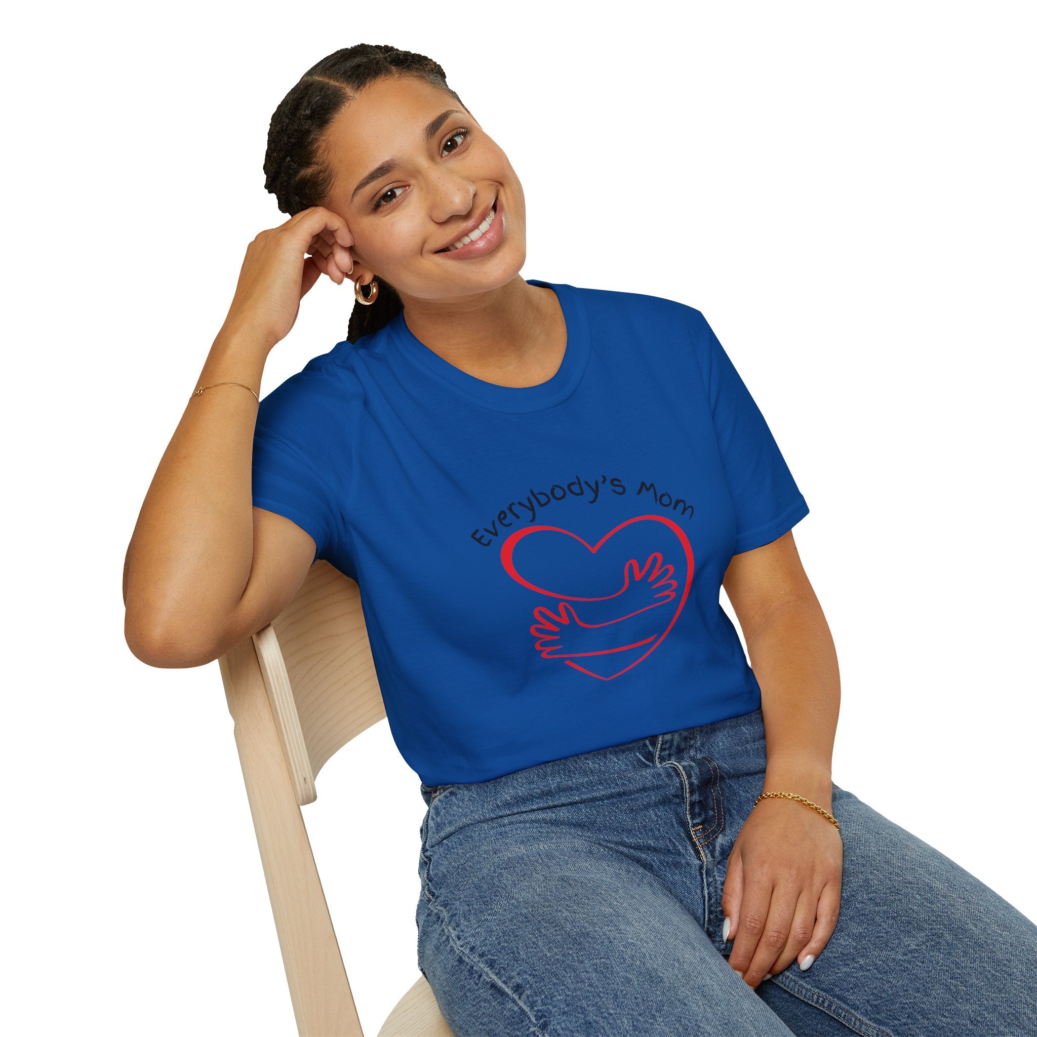 Everybody's Mom hug T-Shirt | mom life