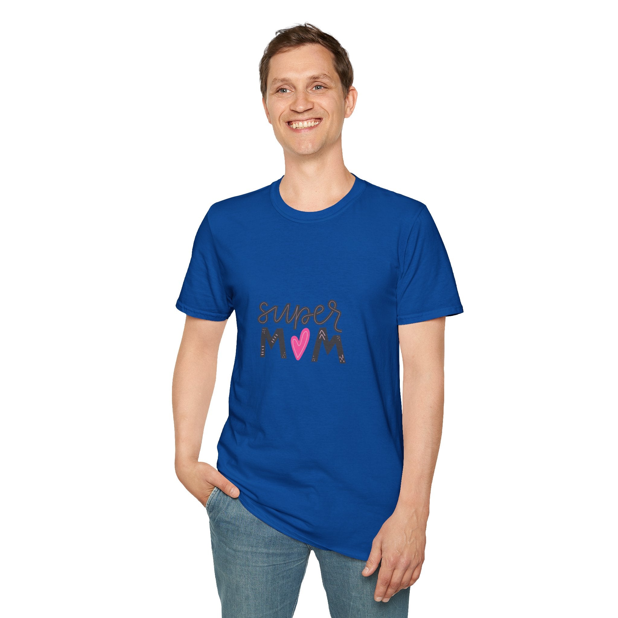 Super Mom heart graphic T-Shirt | Mother's Day mom shirt