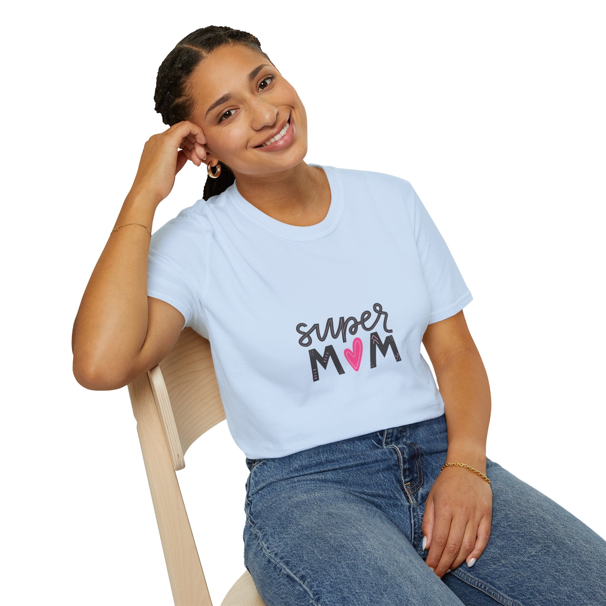 Super Mom heart graphic T-Shirt | Mother's Day mom shirt
